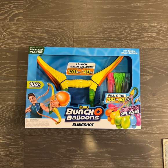 Zuru Toys Zuru Bunch O Balloons Water Balloons Sling Shot Pool Toy